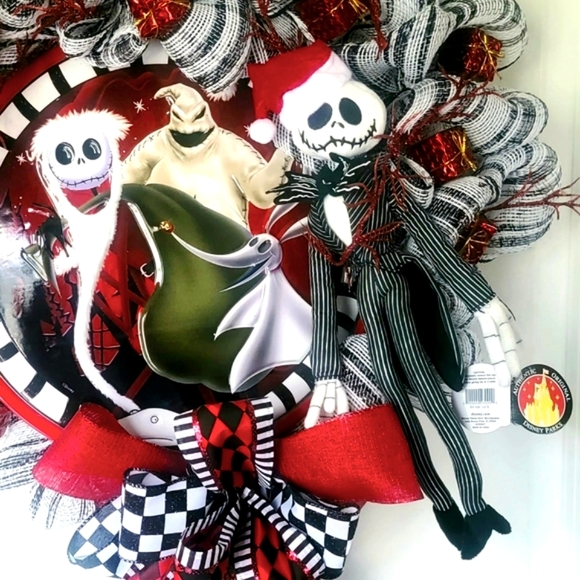 Host Pick Nightmare Before Christmas Wreath Genuine Disney Doll Plaque Deco Mesh - Picture 3 of 12